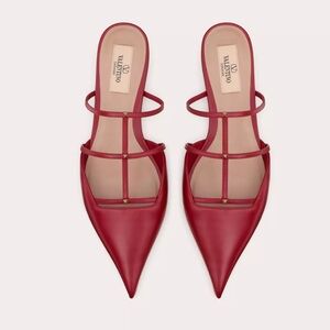 NEW Valentino Garavani Rockstud Wispy Calfskin Red Leather Mules Kitten Heels